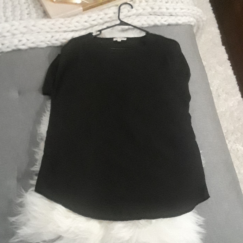 Short sleeve blouse